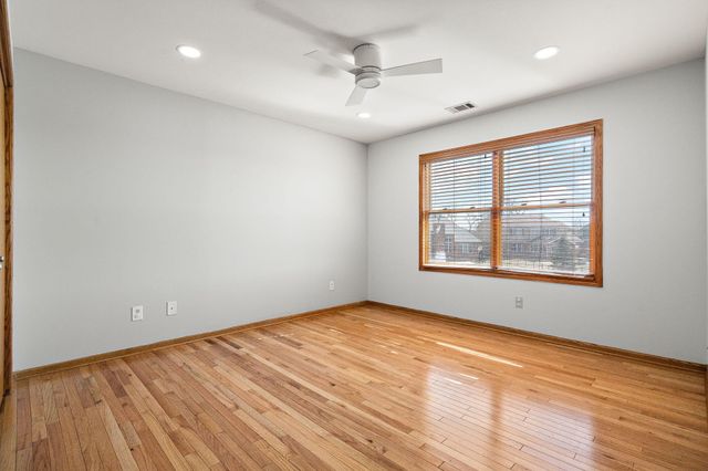 116 Salisbury Drive, Munster, IN 46321