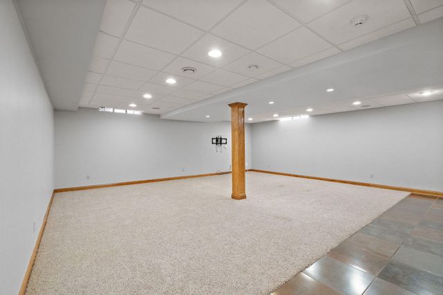 116 Salisbury Drive, Munster, IN 46321