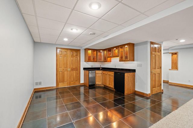 116 Salisbury Drive, Munster, IN 46321