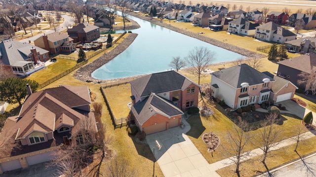 116 Salisbury Drive, Munster, IN 46321