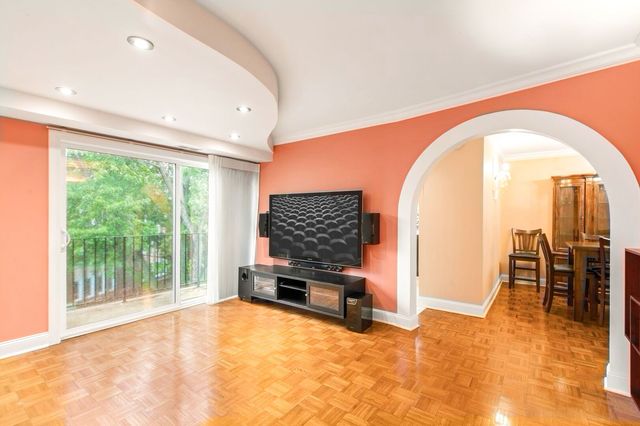 1450 W Sandpebble Drive 347, Wheeling, IL 60090