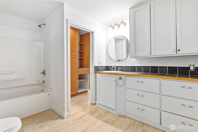 2140 Harris Avenue, Bellingham, WA 98225