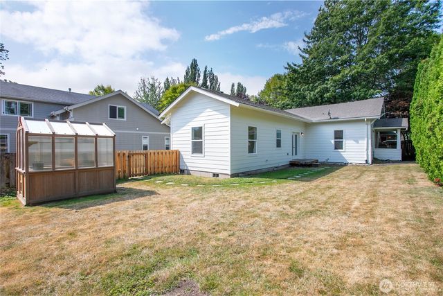 2140 Harris Avenue, Bellingham, WA 98225