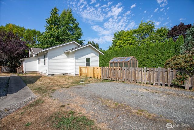 2140 Harris Avenue, Bellingham, WA 98225