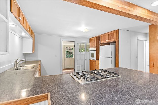 2140 Harris Avenue, Bellingham, WA 98225