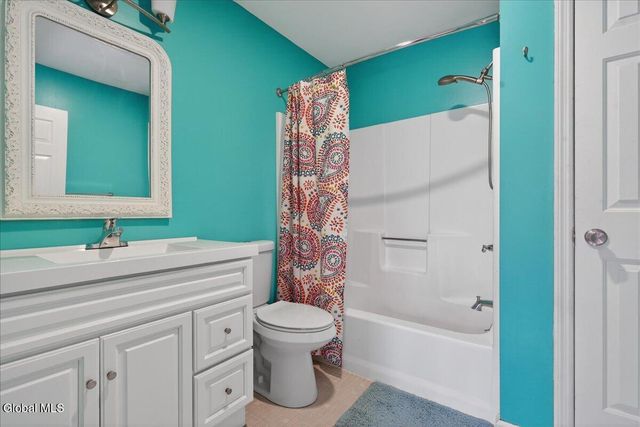 49 Cheryl Court, Troy, NY 12180