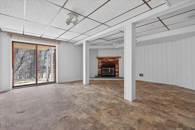 49 Cheryl Court, Troy, NY 12180