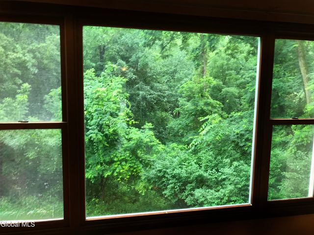 49 Cheryl Court, Troy, NY 12180