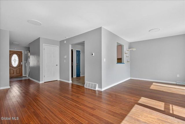 49 Cheryl Court, Troy, NY 12180