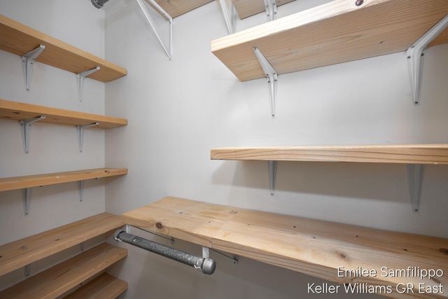 940 Monroe Avenue NW 415, Grand Rapids, MI 49503