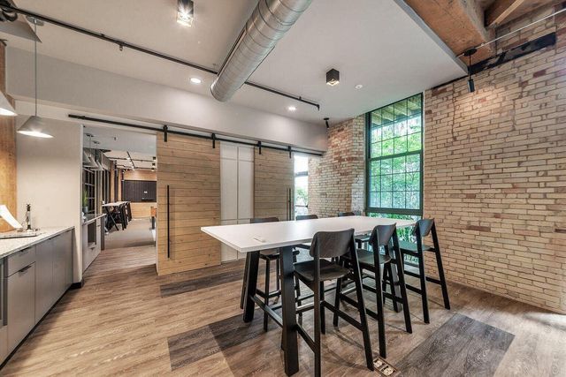 940 Monroe Avenue NW 415, Grand Rapids, MI 49503