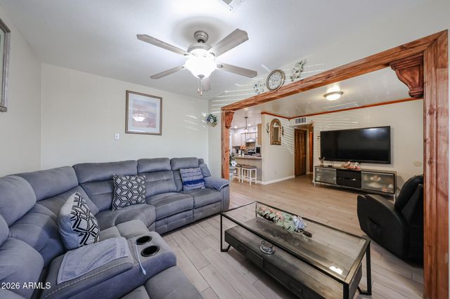 4332 W CLARENDON Avenue, Phoenix, AZ 85031