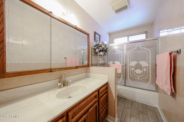 4332 W CLARENDON Avenue, Phoenix, AZ 85031