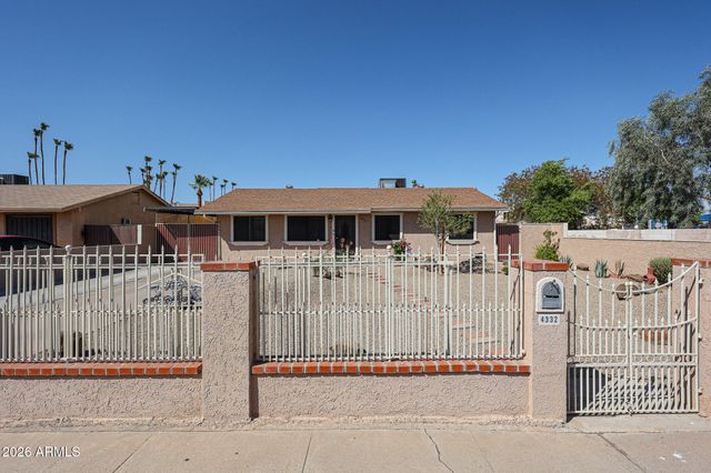 4332 W CLARENDON Avenue, Phoenix, AZ 85031
