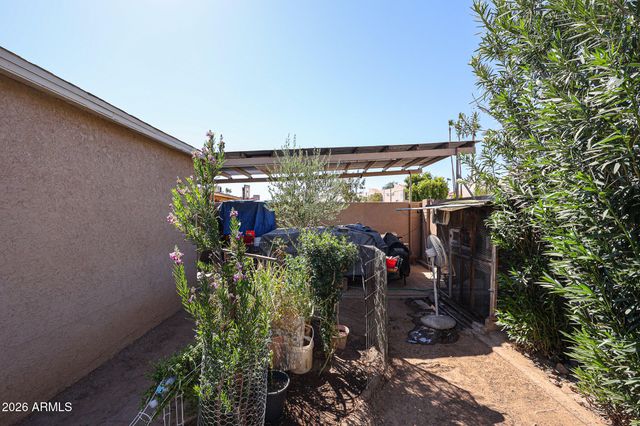 4332 W CLARENDON Avenue, Phoenix, AZ 85031