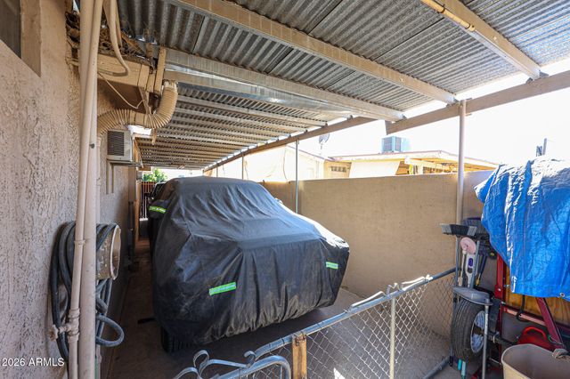 4332 W CLARENDON Avenue, Phoenix, AZ 85031