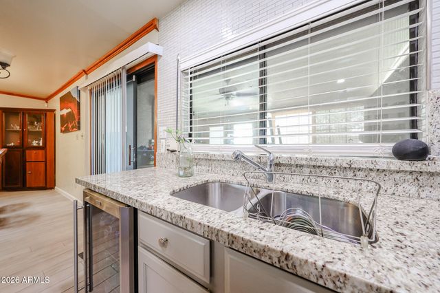 4332 W CLARENDON Avenue, Phoenix, AZ 85031