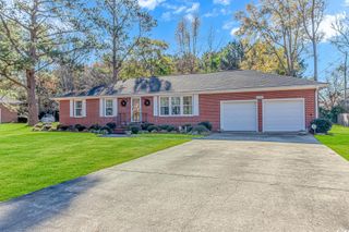 5080 Forest Dr., Loris, SC 29569