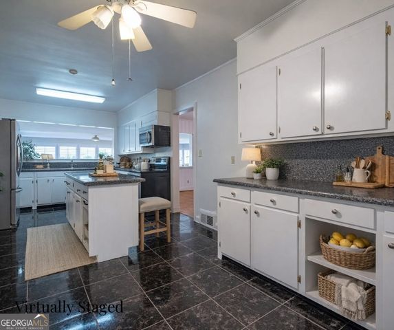 112 College Circle, Cedartown, GA 30125