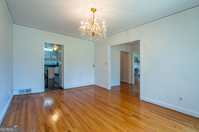 112 College Circle, Cedartown, GA 30125