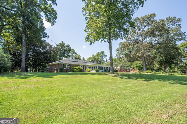 112 College Circle, Cedartown, GA 30125