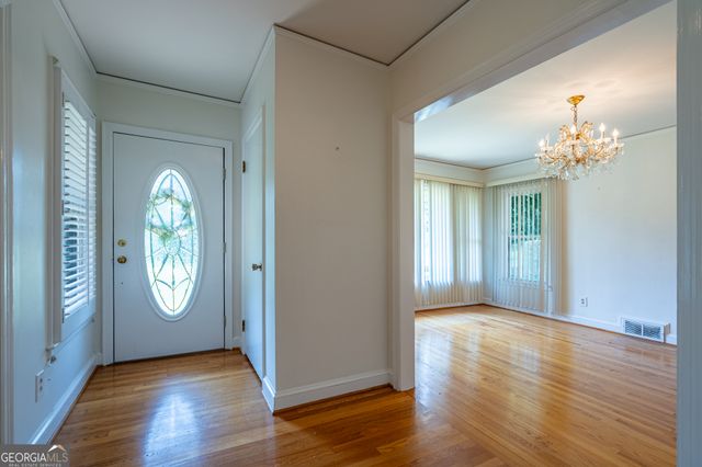 112 College Circle, Cedartown, GA 30125