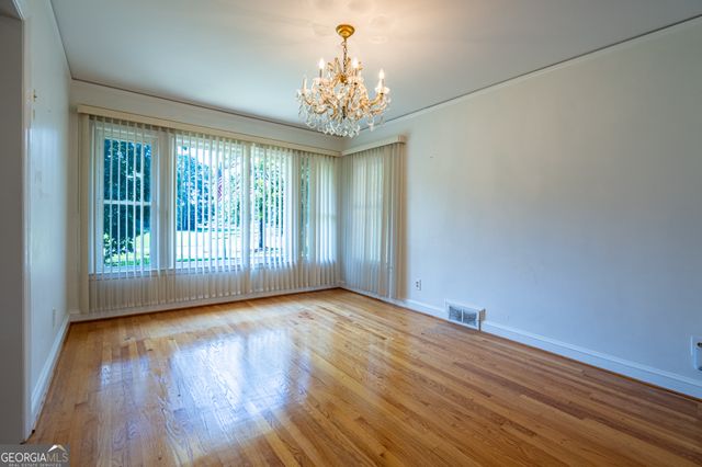 112 College Circle, Cedartown, GA 30125