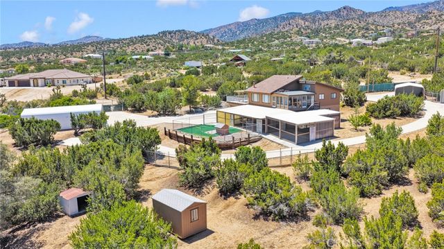 1776 Vista, Pinon Hills, CA 92372