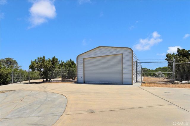 1776 Vista, Pinon Hills, CA 92372