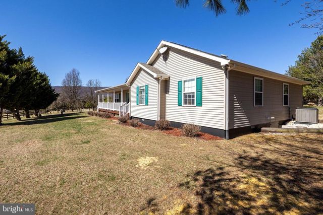 2301 S PAGE VALLEY RD, Luray, VA 22835