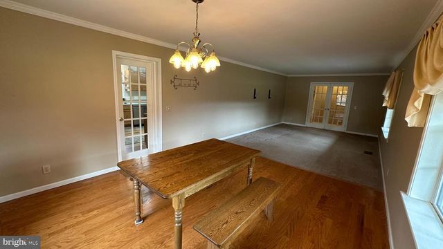 2301 S PAGE VALLEY RD, Luray, VA 22835