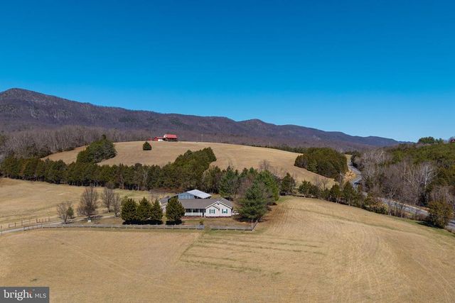 2301 S PAGE VALLEY RD, Luray, VA 22835