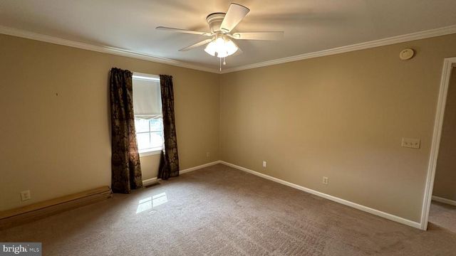 2301 S PAGE VALLEY RD, Luray, VA 22835