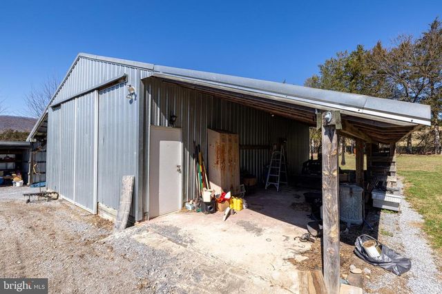 2301 S PAGE VALLEY RD, Luray, VA 22835