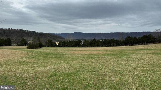 2301 S PAGE VALLEY RD, Luray, VA 22835