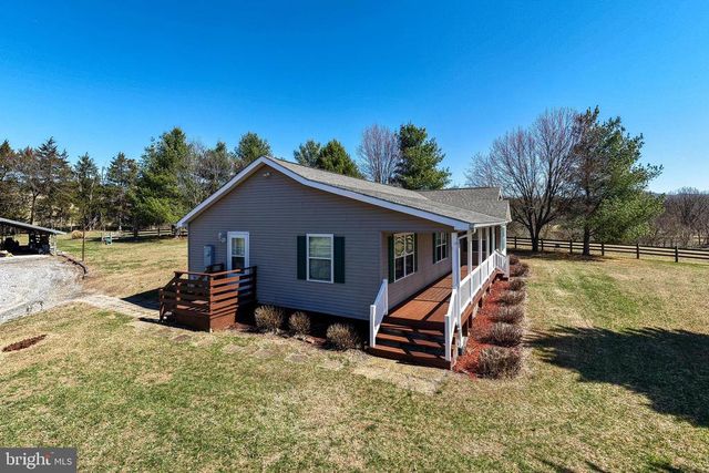 2301 S PAGE VALLEY RD, Luray, VA 22835