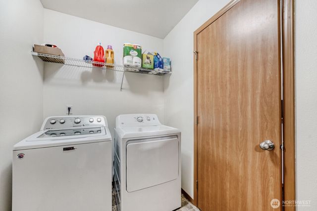 22121 129th Street E, Bonney Lake, WA 98391