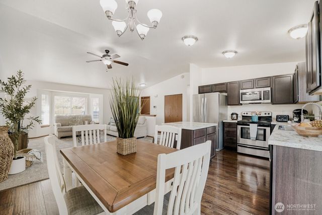 22121 129th Street E, Bonney Lake, WA 98391