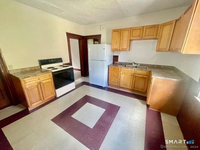 64 East Pearl Street, Torrington, CT 06790