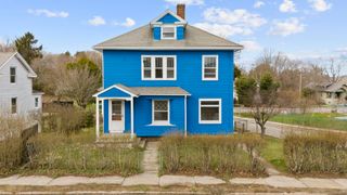 75 Willetts Avenue, New London, CT 06320