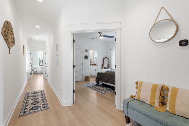 2421 14th Ave, N, Nashville, TN 37208