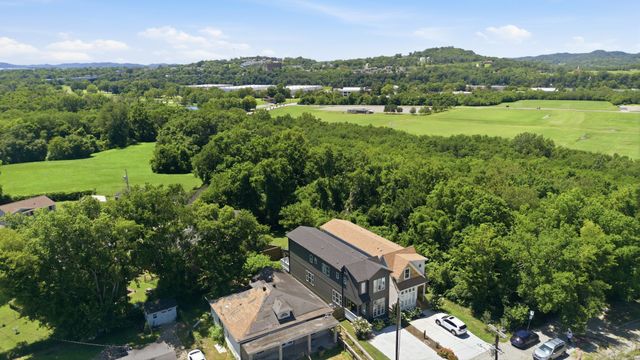 2421 14th Ave, N, Nashville, TN 37208