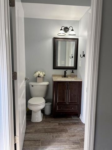 N3432 Beach ROAD, Lake Geneva, WI 53147