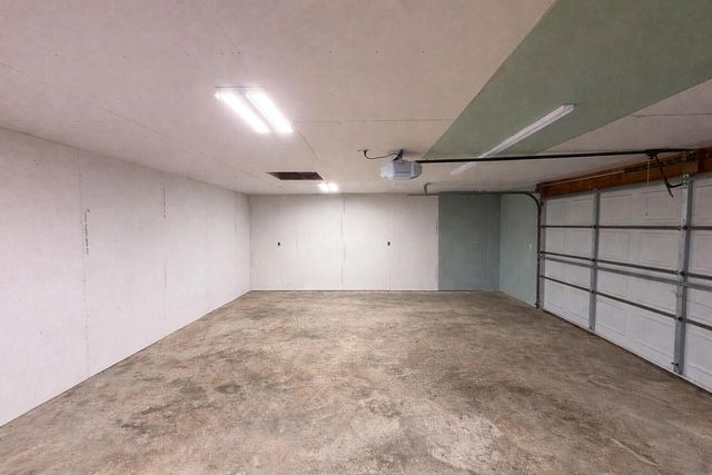 N3432 Beach ROAD, Lake Geneva, WI 53147