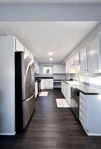 N3432 Beach ROAD, Lake Geneva, WI 53147