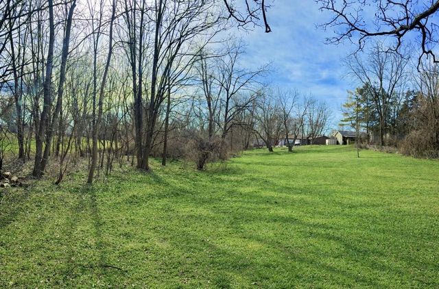 N3432 Beach ROAD, Lake Geneva, WI 53147