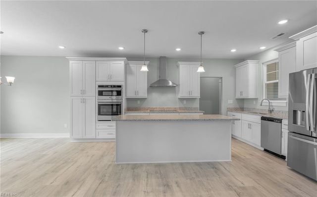 100 Samson WAY, Barco, NC 27917