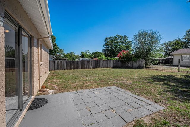 2611 KNOLL STREET W, Palm Harbor, FL 34683