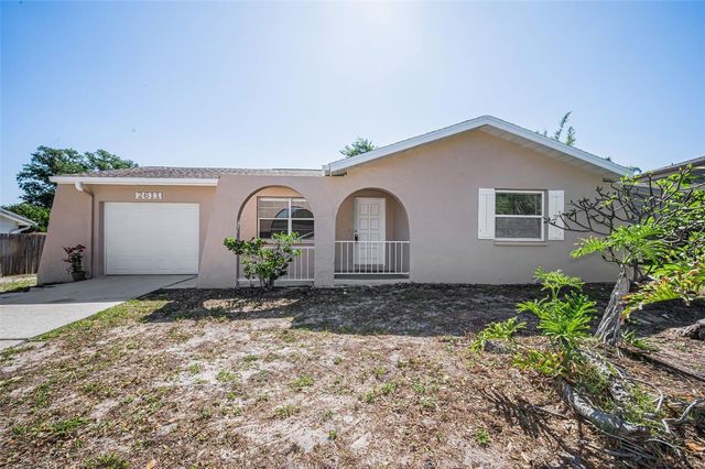 2611 KNOLL STREET W, Palm Harbor, FL 34683