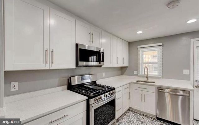 111 BLOOMSBERRY ST, Baltimore, MD 21230